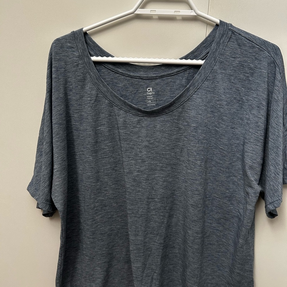 GAP Gray Short Sleeve Relaxed T-Shirt